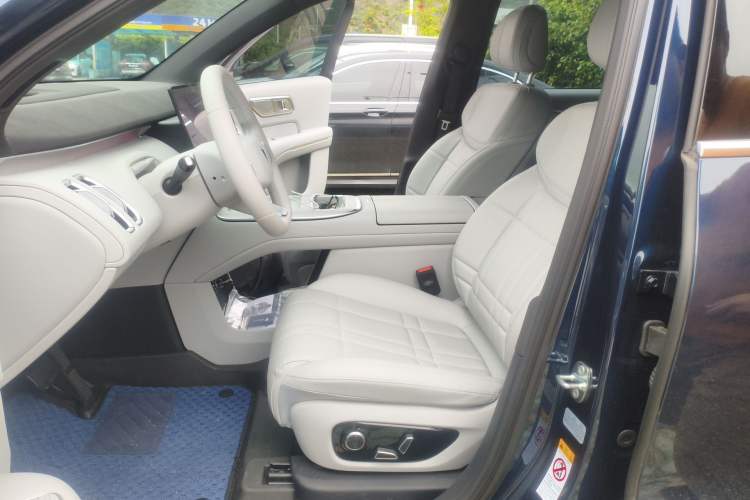 Used Deepal S09 2025 Rear-Drive Ultra Left Front Seat