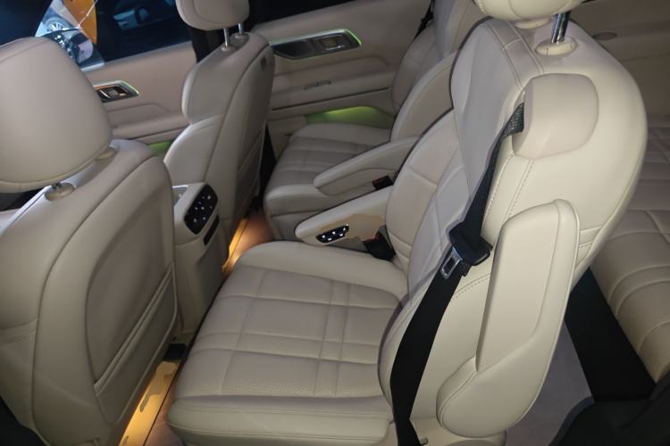 Used Deepal S09 2025 Four-Wheel Drive Ultra+ Custom Edition Left Rear Seat