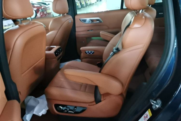 Used Deepal S09 2025 Rear-Drive Ultra+ Left Rear Seat
