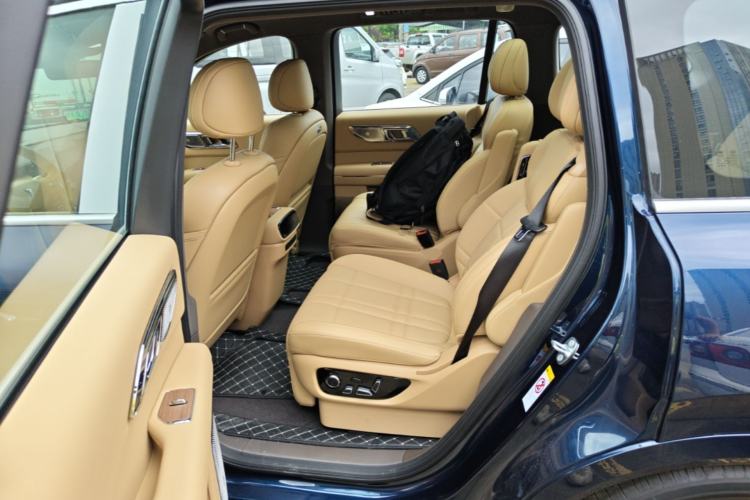 Used Deepal S09 2025 Model Rear-Wheel Drive Ultra+ Long-Range Version Left Rear Seat