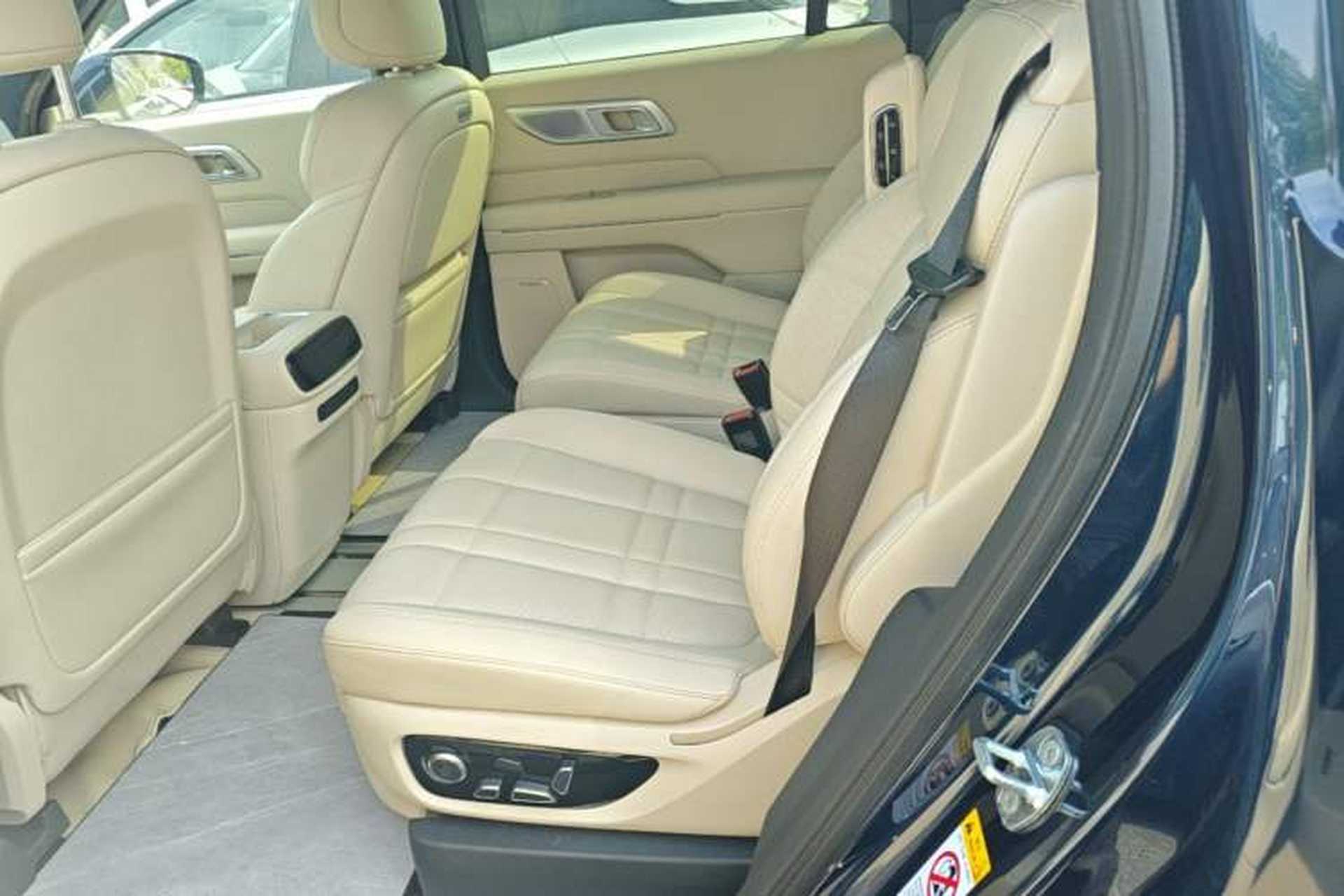 Used Deepal S09 2025 Four-Wheel Drive Ultra+ Custom Edition Left Rear Seat