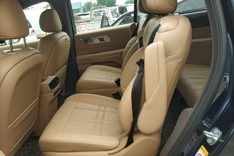 Used Deepal S09 2025 Model Rear-Wheel Drive Ultra+ Long-Range Version Left Rear Seat