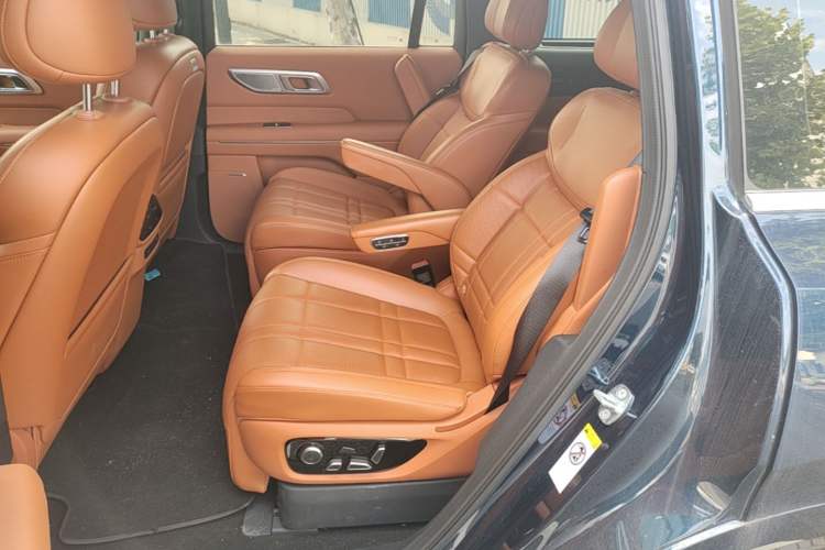 Used Deepal S09 2025 Rear-Drive Ultra+ Left Rear Seat