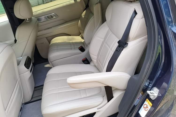 Used Deepal S09 2025 Four-Wheel Drive Ultra+ Custom Edition Left Rear Seat