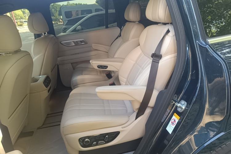 Used Deepal S09 2025 Four-Wheel Drive Ultra+ Custom Edition Left Rear Seat