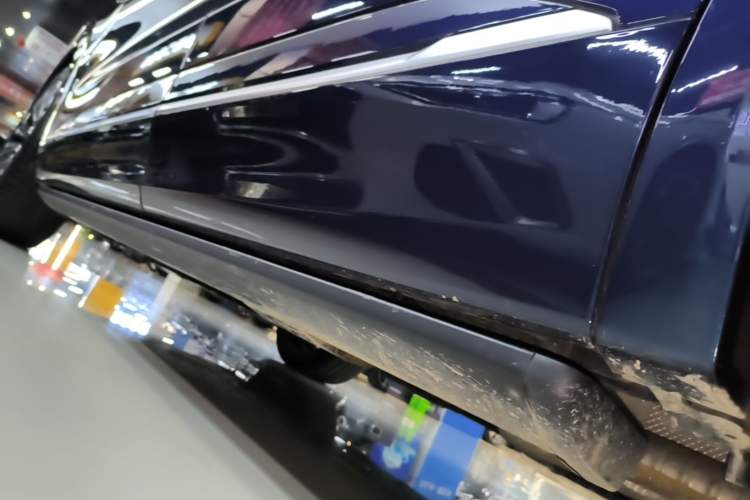Used Deepal S09 2025 Rear-Drive Ultra+ Left Side Sill
