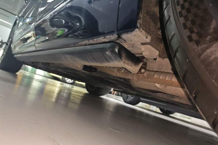 Used Deepal S09 2025 Rear-Drive Ultra+ Left Side Sill