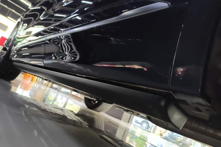 Used Deepal S09 2025 Rear-Drive Ultra+ Left Side Sill