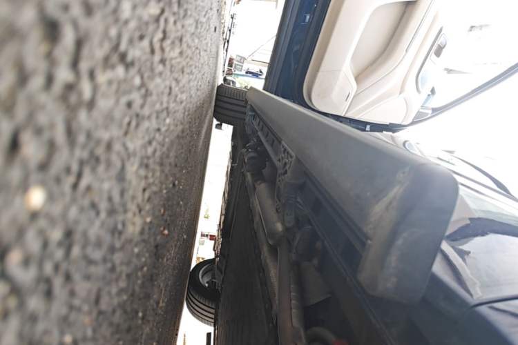 Used Deepal S09 2025 Four-Wheel Drive Ultra+ Custom Edition Left Side Sill