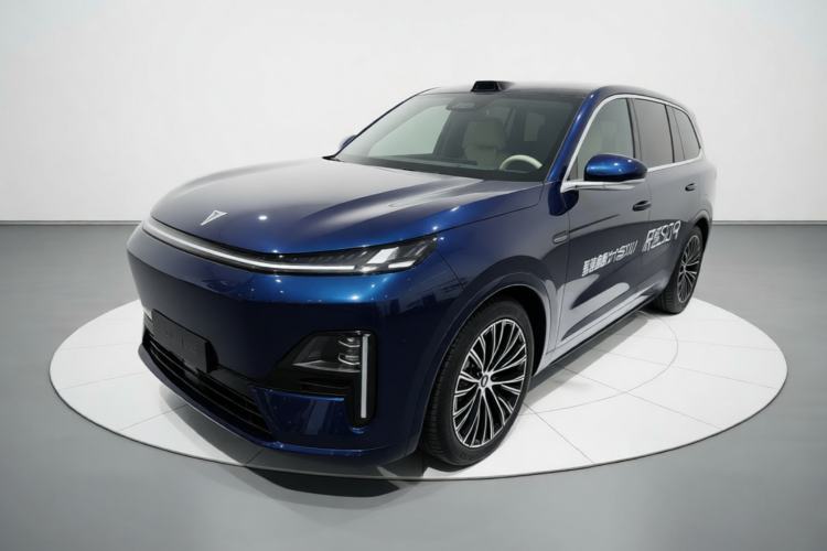 Deepal S09 2025 Four-Wheel Drive Ultra+ Custom Edition