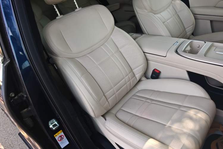 Used Deepal S09 2025 Four-Wheel Drive Ultra+ Custom Edition Right Front Seat