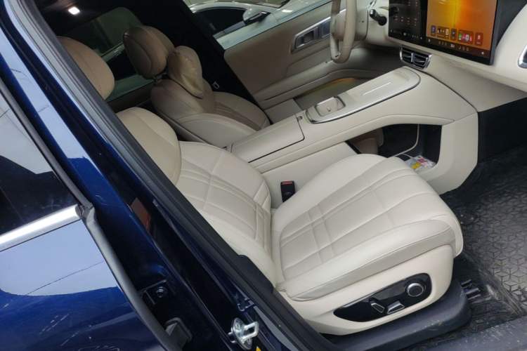 Used Deepal S09 2025 Four-Wheel Drive Ultra+ Custom Edition Right Front Seat