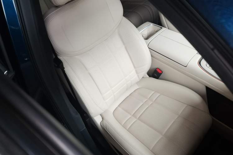 Used Deepal S09 2025 Four-Wheel Drive Ultra+ Custom Edition Right Front Seat