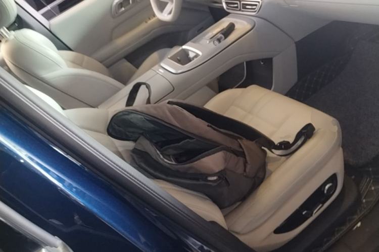 Used Deepal S09 2025 Rear-Drive Ultra+ Right Front Seat
