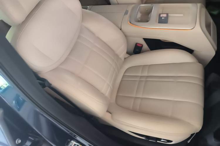 Used Deepal S09 2025 Four-Wheel Drive Ultra+ Custom Edition Right Front Seat