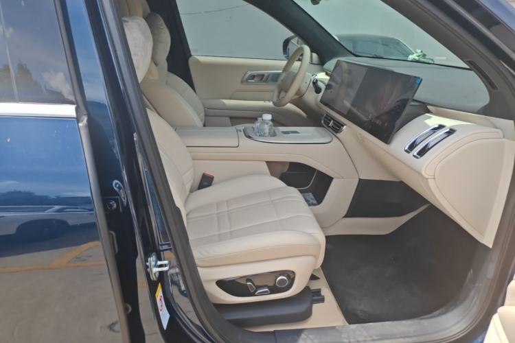 Used Deepal S09 2025 Four-Wheel Drive Ultra+ Custom Edition Right Front Seat