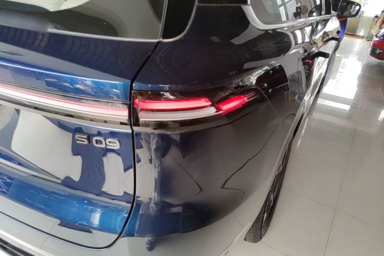 Used Deepal S09 2025 Model Rear-Wheel Drive Ultra+ Long-Range Version Right Rear Taillight