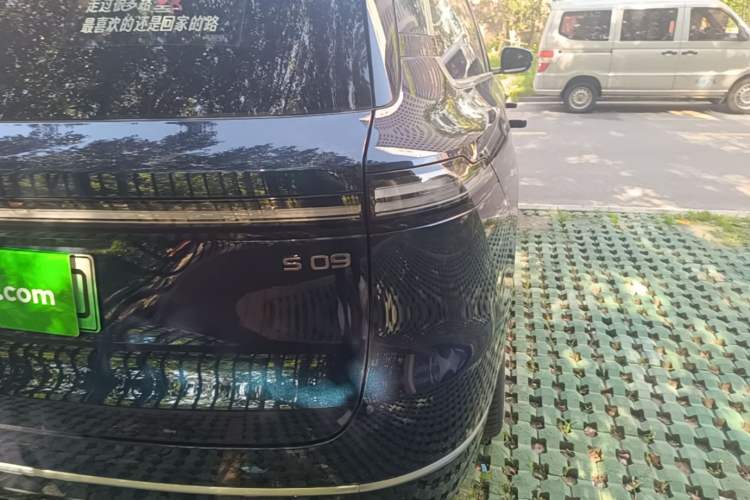 Used Deepal S09 2025 Four-Wheel Drive Ultra+ Custom Edition Right Rear Taillight
