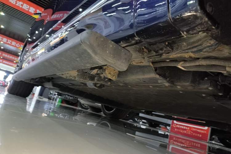 Used Deepal S09 2025 Four-Wheel Drive Ultra+ Custom Edition Right Side Sill