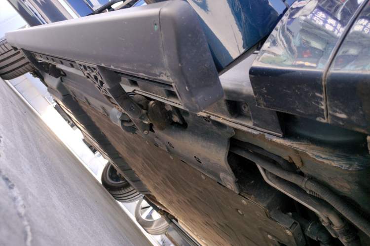 Used Deepal S09 2025 Four-Wheel Drive Ultra+ Custom Edition Right Side Sill
