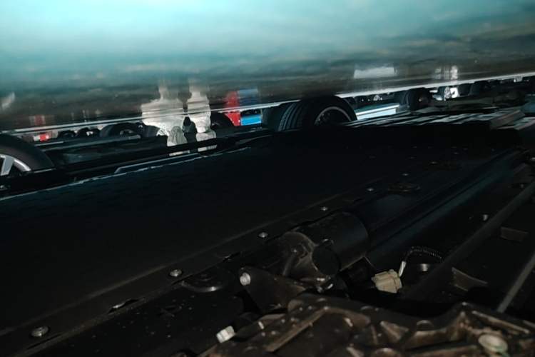 Used Deepal S09 2025 Rear-Drive Ultra+ Right Side Sill