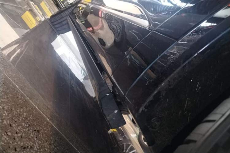 Used Deepal S09 2025 Rear-Drive Ultra+ Right Side Sill