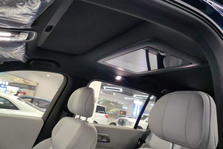 Used Deepal S09 2025 Rear-Drive Ultra Roof