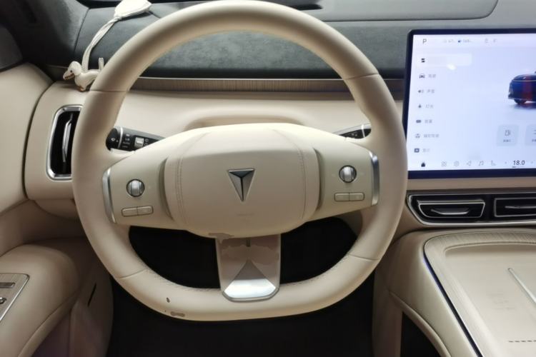 Used Deepal S09 2025 Four-Wheel Drive Ultra+ Custom Edition Steering Wheel