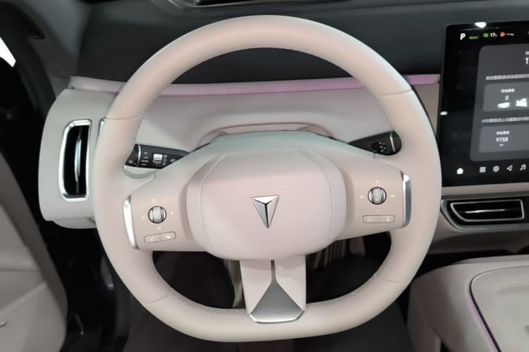 Used Deepal S09 2025 Rear-Drive Ultra+ Steering Wheel