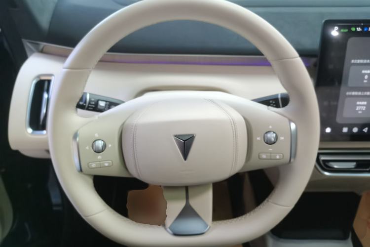 Used Deepal S09 2025 Four-Wheel Drive Ultra+ Custom Edition Steering Wheel