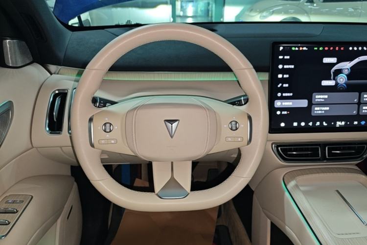 Used Deepal S09 2025 Rear-Drive Ultra+ Steering Wheel
