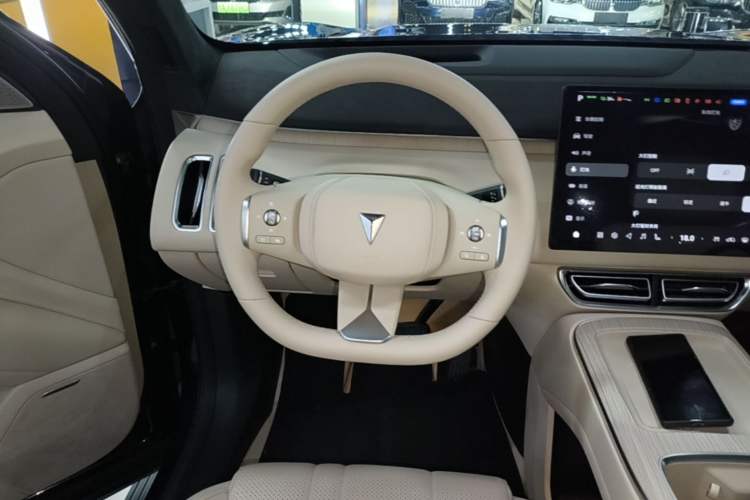 Used Deepal S09 2025 Four-Wheel Drive Ultra+ Custom Edition Steering Wheel