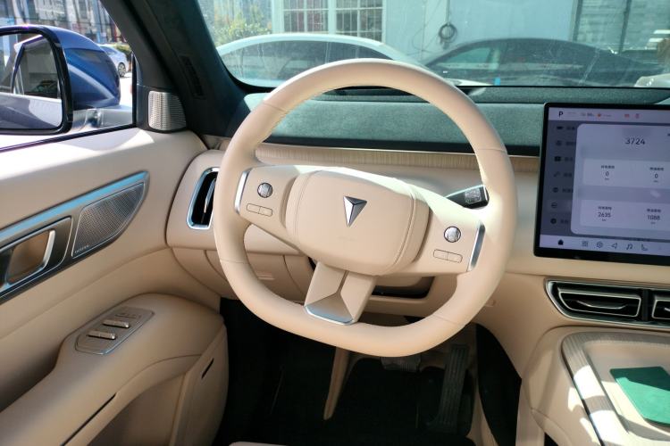 Used Deepal S09 2025 Four-Wheel Drive Ultra+ Custom Edition Steering Wheel