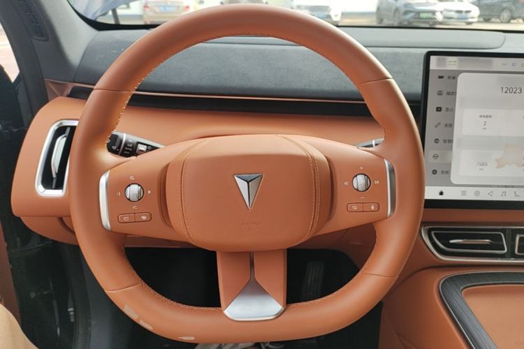 Used Deepal S09 2025 Rear-Drive Ultra+ Steering Wheel