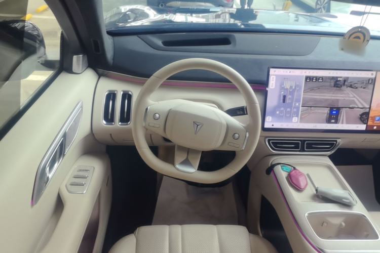 Used Deepal S09 2025 Four-Wheel Drive Ultra+ Custom Edition Steering Wheel