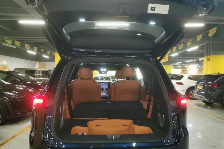 Used Deepal S09 2025 Rear-Drive Ultra+ Trunk