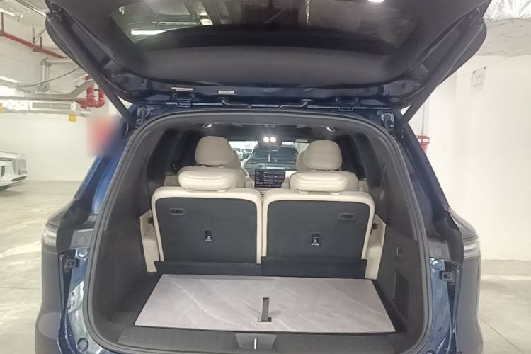 Used Deepal S09 2025 Four-Wheel Drive Ultra+ Custom Edition Trunk