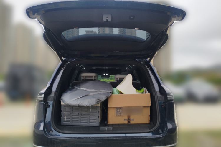 Used Deepal S09 2025 Rear-Drive Ultra Trunk