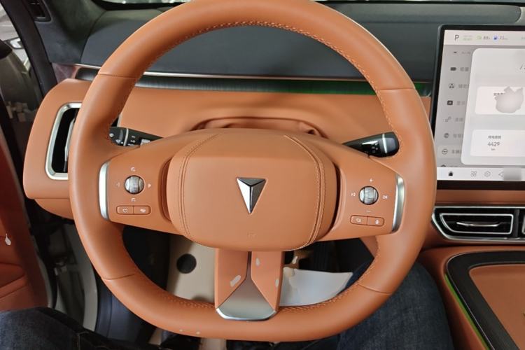 Used Deepal S09 2025 Four-Wheel Drive Ultra+ Custom Edition Steering Wheel