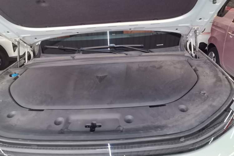 Used Deepal S09 2025 Four-Wheel Drive Ultra+ Custom Edition Engine Bay