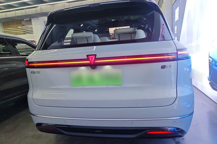 Used Deepal S09 2025 Rear-Drive Ultra+ Exterior 4