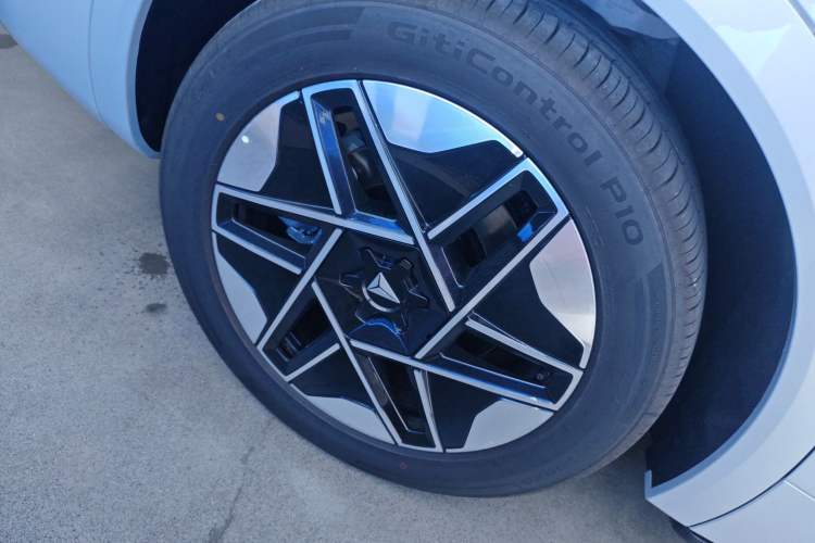 Used Deepal S09 2025 Rear-Drive Ultra+ Exterior 8