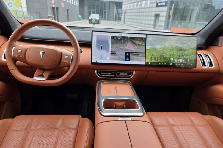 Used Deepal S09 2025 Four-Wheel Drive Ultra+ Custom Edition Interior 2