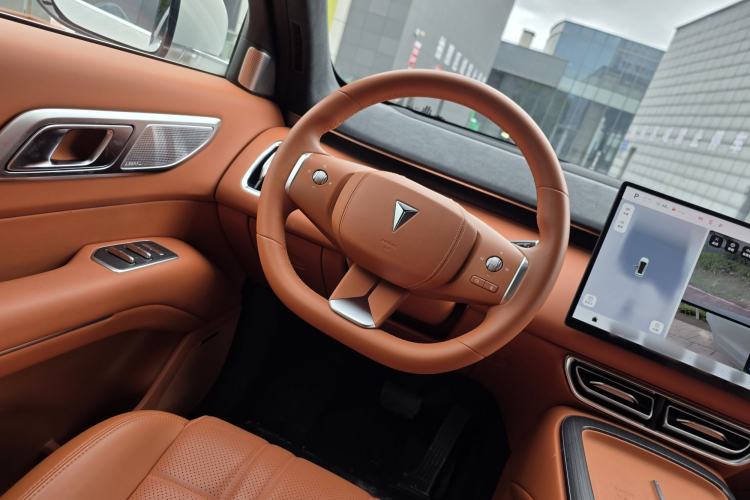 Used Deepal S09 2025 Four-Wheel Drive Ultra+ Custom Edition Interior 5