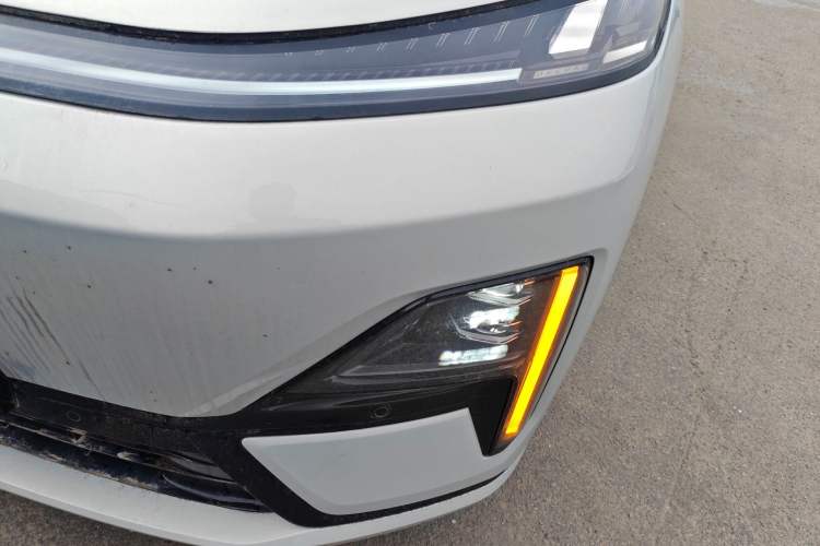 Used Deepal S09 2025 Four-Wheel Drive Ultra+ Custom Edition Left Front Headlight