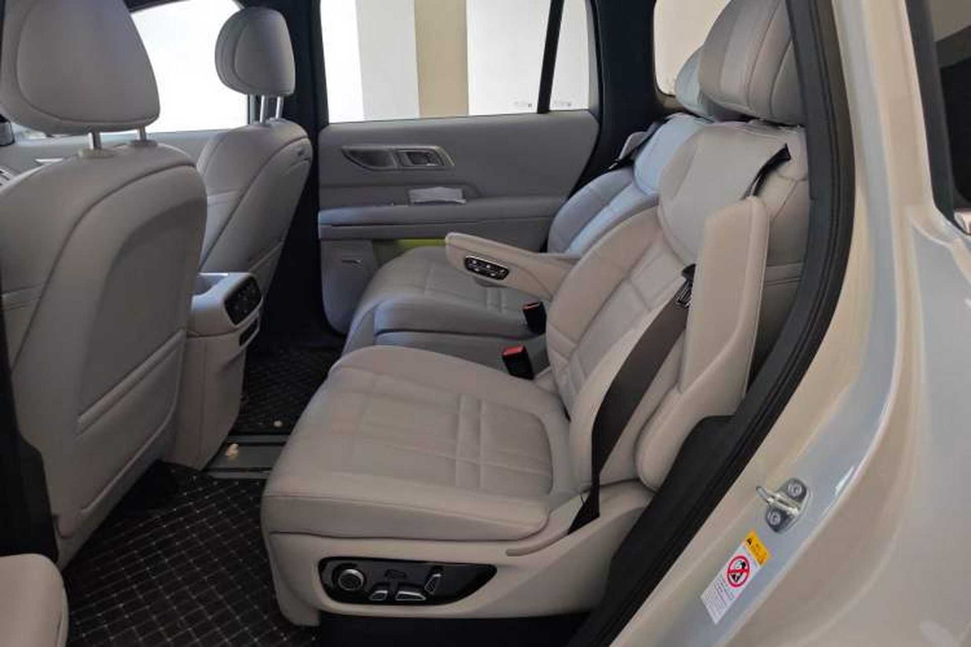 Used Deepal S09 2025 Rear-Drive Ultra Left Rear Seat