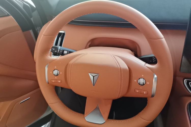 Used Deepal S09 2025 Four-Wheel Drive Ultra+ Custom Edition Steering Wheel