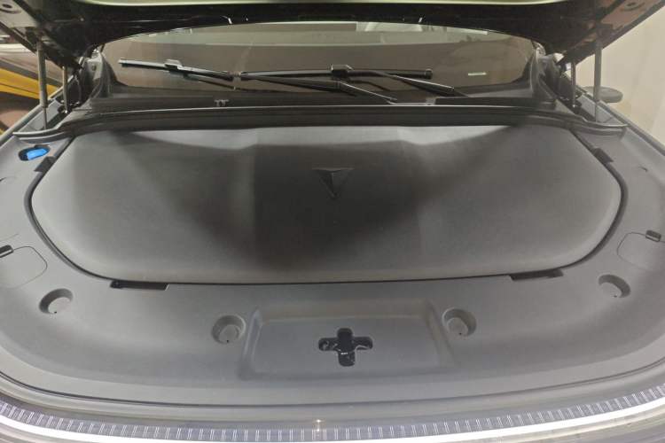 Used Deepal S09 2025 Rear-Drive Ultra Engine Bay