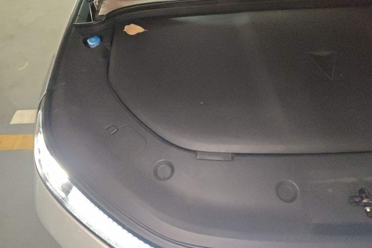 Used Deepal S09 2025 Rear-Drive Ultra Engine Bay Right
