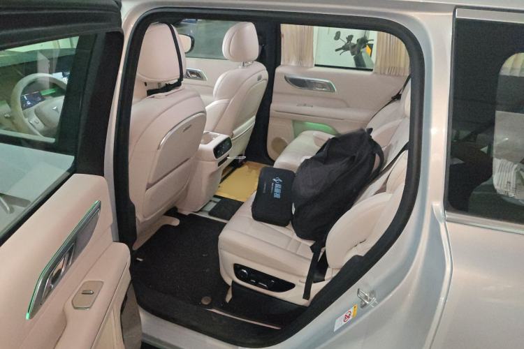 Used Deepal S09 2025 Rear-Drive Ultra Left Rear Seat